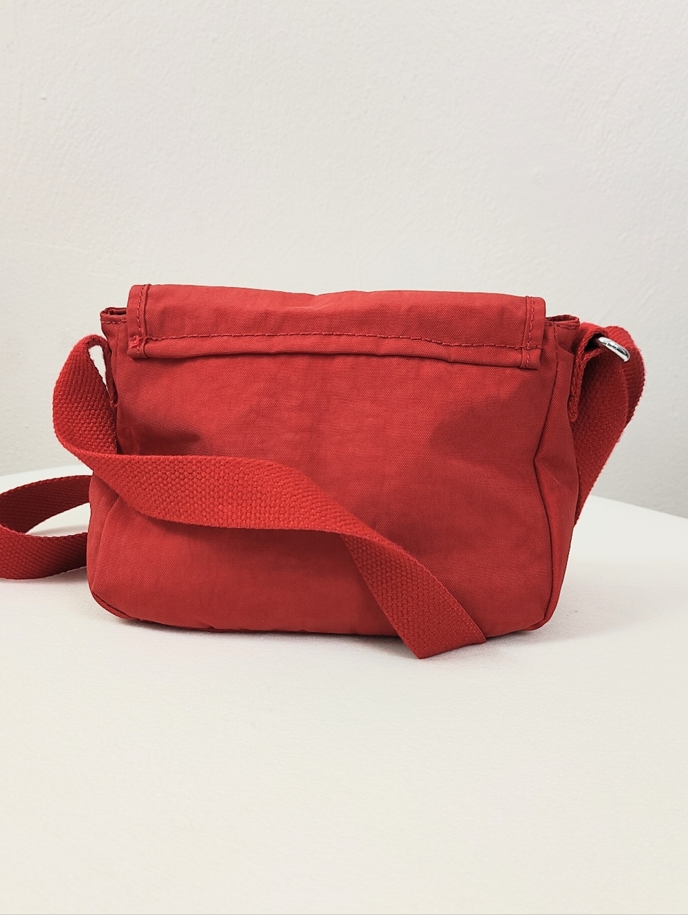 Kipling Sabian Crossbody Mini Bag Red Rouge Nylon Easy Clean Lightweight Errands - Picture 3 of 8